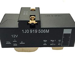 1J0919506MUNIDAD CONTROL VENTILADORGOLF A4 (MK4) (99-01), GTI / R32 (03-04), JETTA A4 (MK4) (01-05), POLO (03-13) 1.6, 2.0 LITROS, VENTO (13-22), AUDI A3 / A4 (97-03), GOLF A4 (99-04), GOLF R32 (99-04), SPORTVAN (03-10), SEAT IBIZA (02-11), CORDOBA (03-09), LEON (00-06), TOLEDO (99-04) MOTORES 1.6 LITROS CON AIRE ACONDICIONADO (RELEVADOR DE AIRE ACONDICIONADO – CAJA DE MUERTO) (4 PINES) (6 PINES)1J0919506M / 1J0-919-506-M / 1J0919506G / 1J0 919 506 G / 1J0 919 506 K / 1J0 919 506K / 1J0919506K / 1J0 919 506 L / 1J0 919 506L / 1J0919506L / 89 8886 000 / 898886000, G714_0008_1019548KB0001